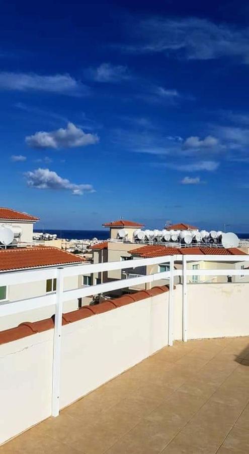 Armstrong Apartment Paralimni Exterior photo